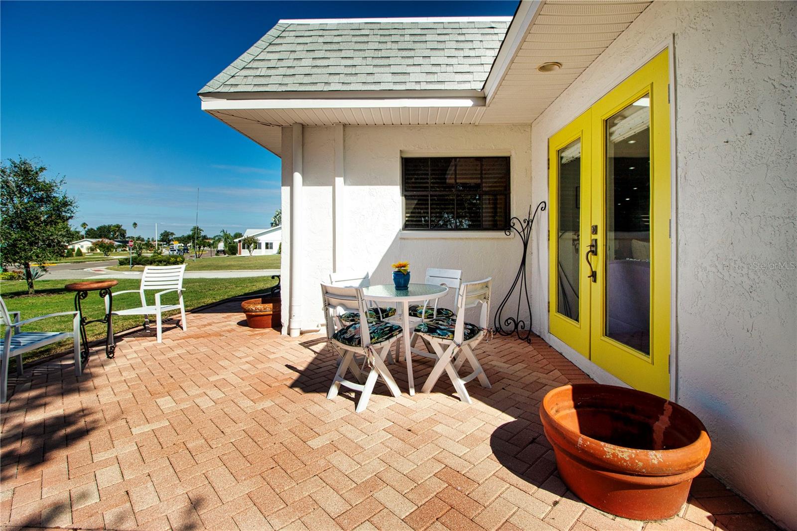 386 CLUB MANOR DR, SUN CITY CENTER, FL, 33573