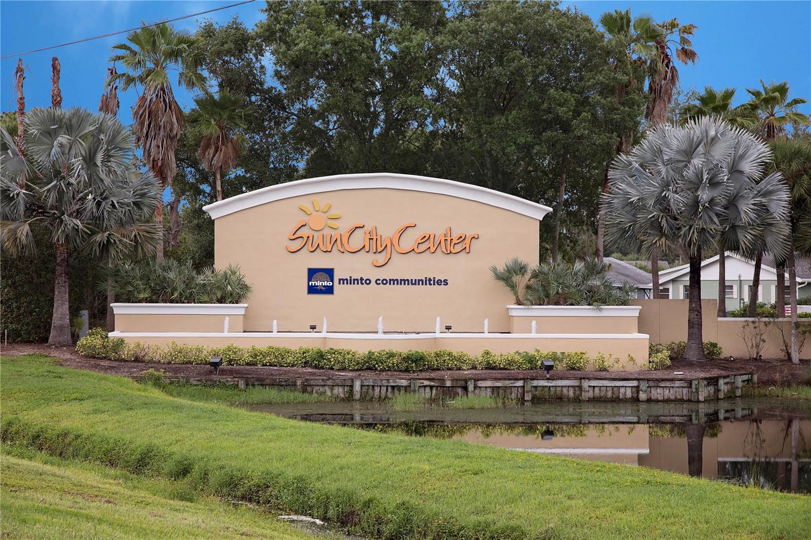 386 CLUB MANOR DR, SUN CITY CENTER, FL, 33573