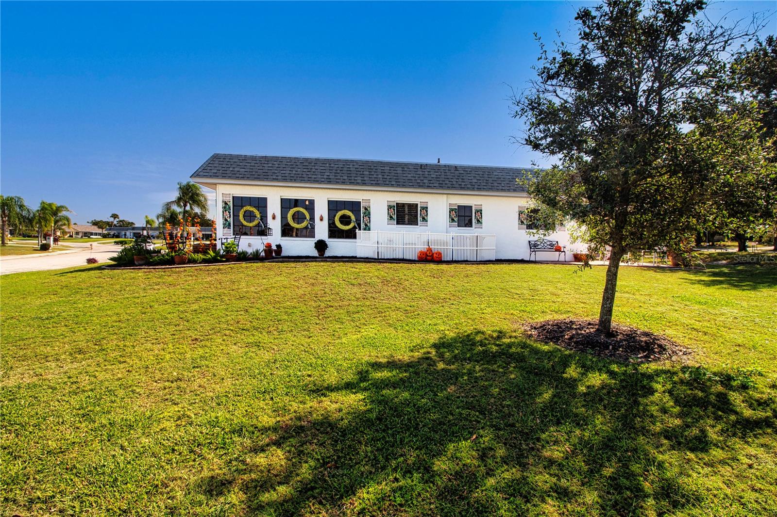 386 CLUB MANOR DR, SUN CITY CENTER, FL, 33573