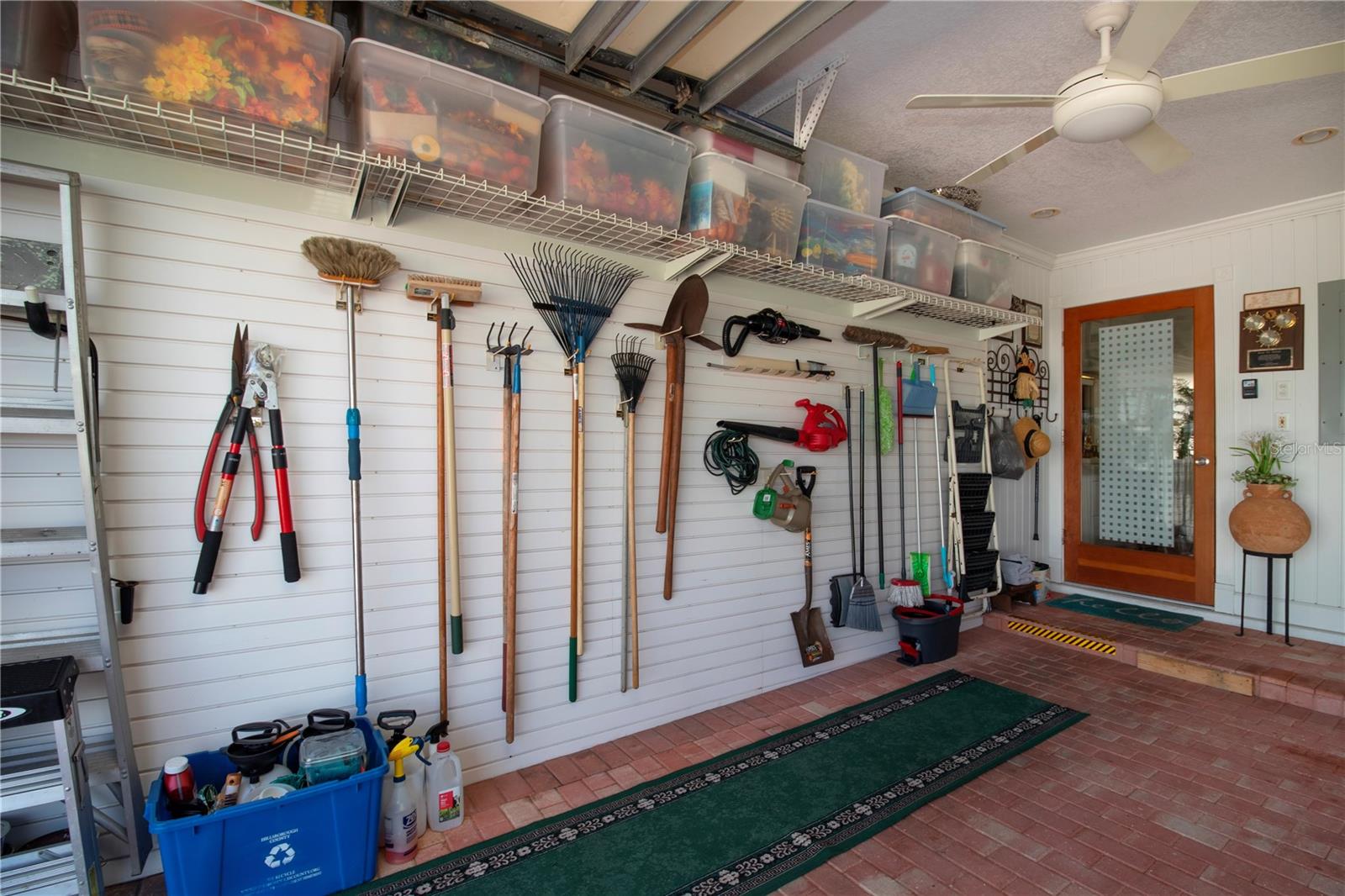 386 CLUB MANOR DR, SUN CITY CENTER, FL, 33573