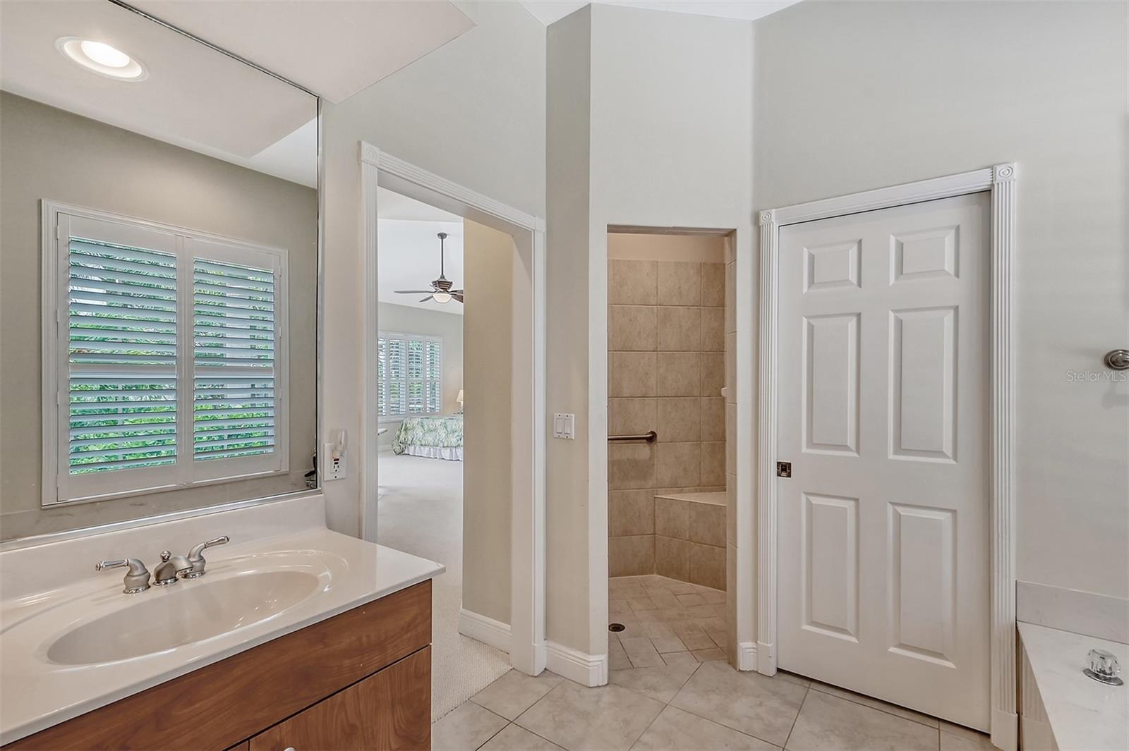 5566 SIESTA ESTATES CT, SARASOTA, FL, 34242