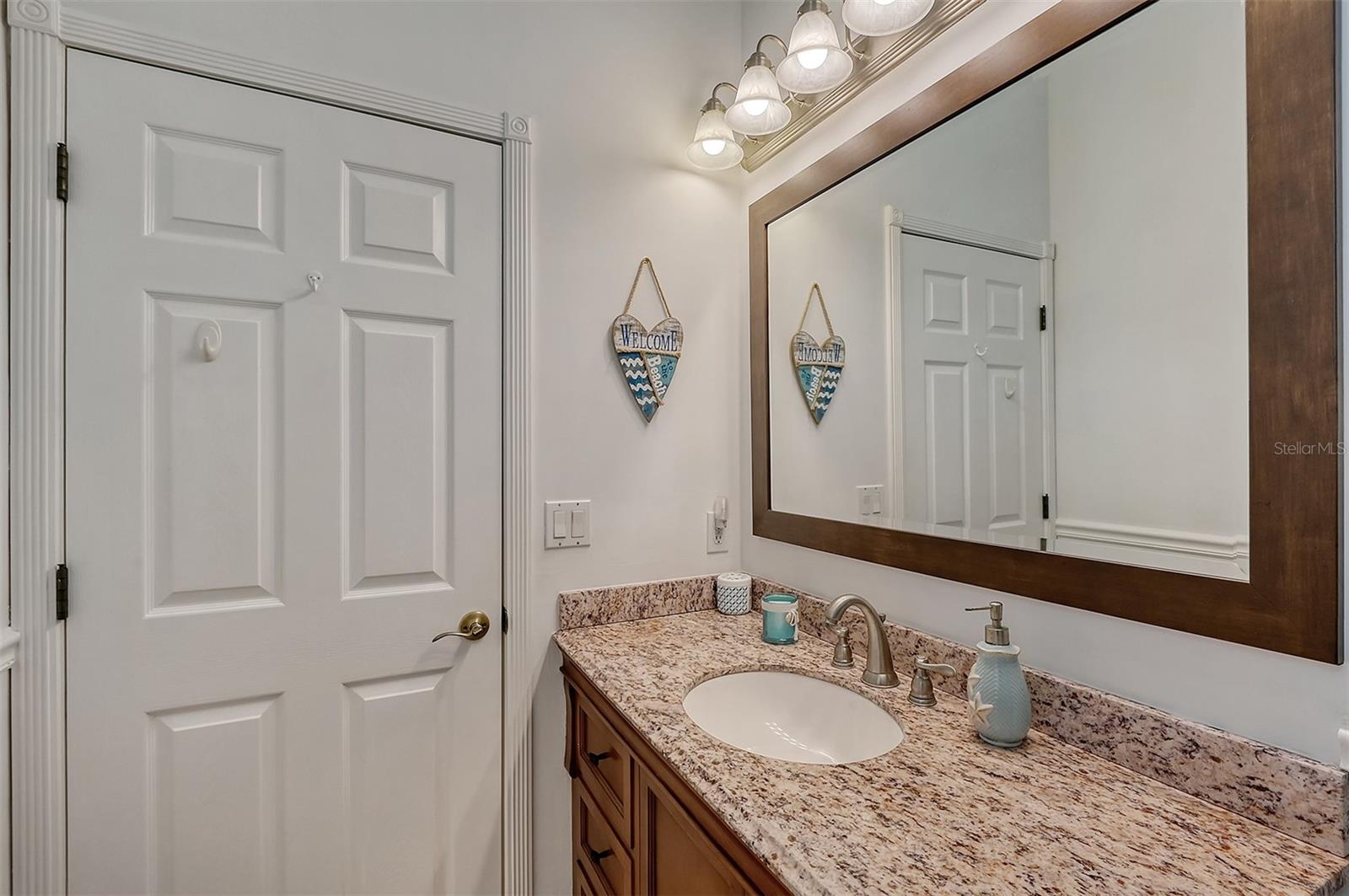 5566 SIESTA ESTATES CT, SARASOTA, FL, 34242