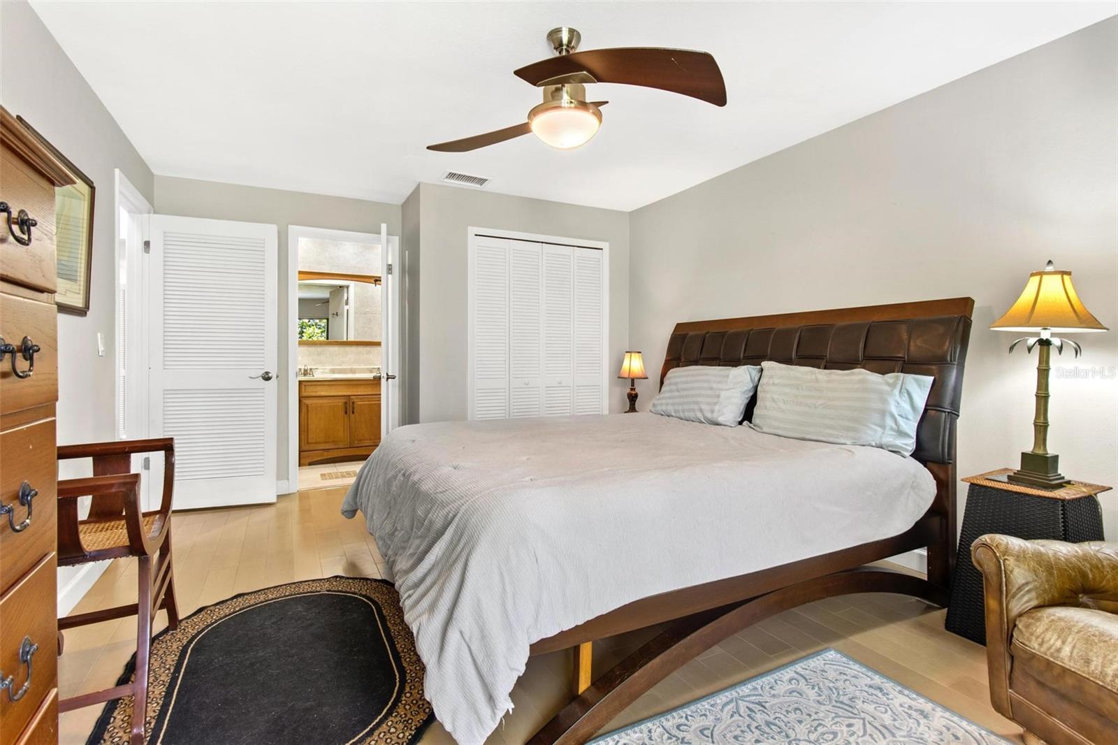 240 WINDWARD PSGE #602, CLEARWATER BEACH, FL, 33767