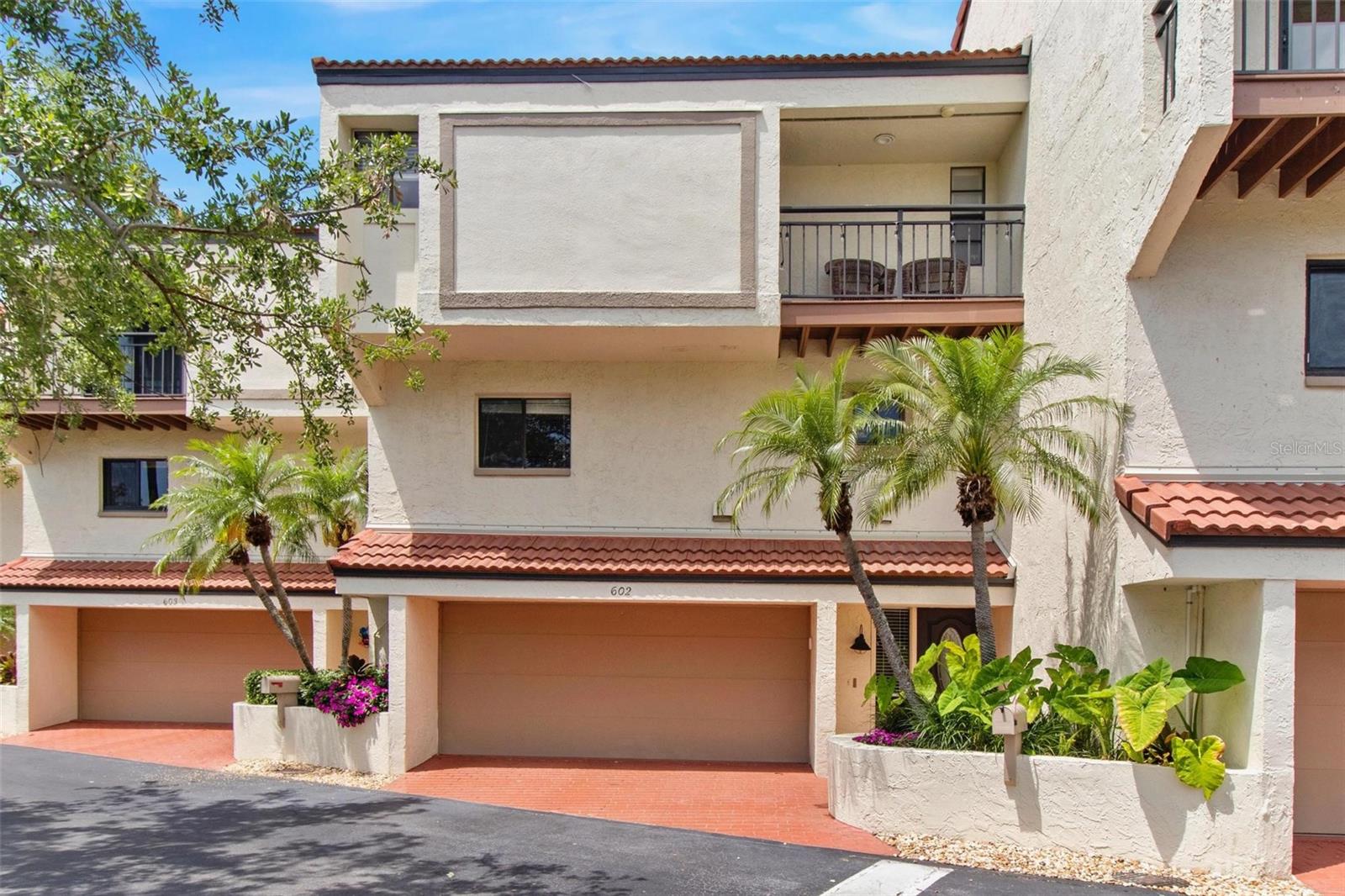 240 WINDWARD PSGE #602, CLEARWATER BEACH, FL, 33767