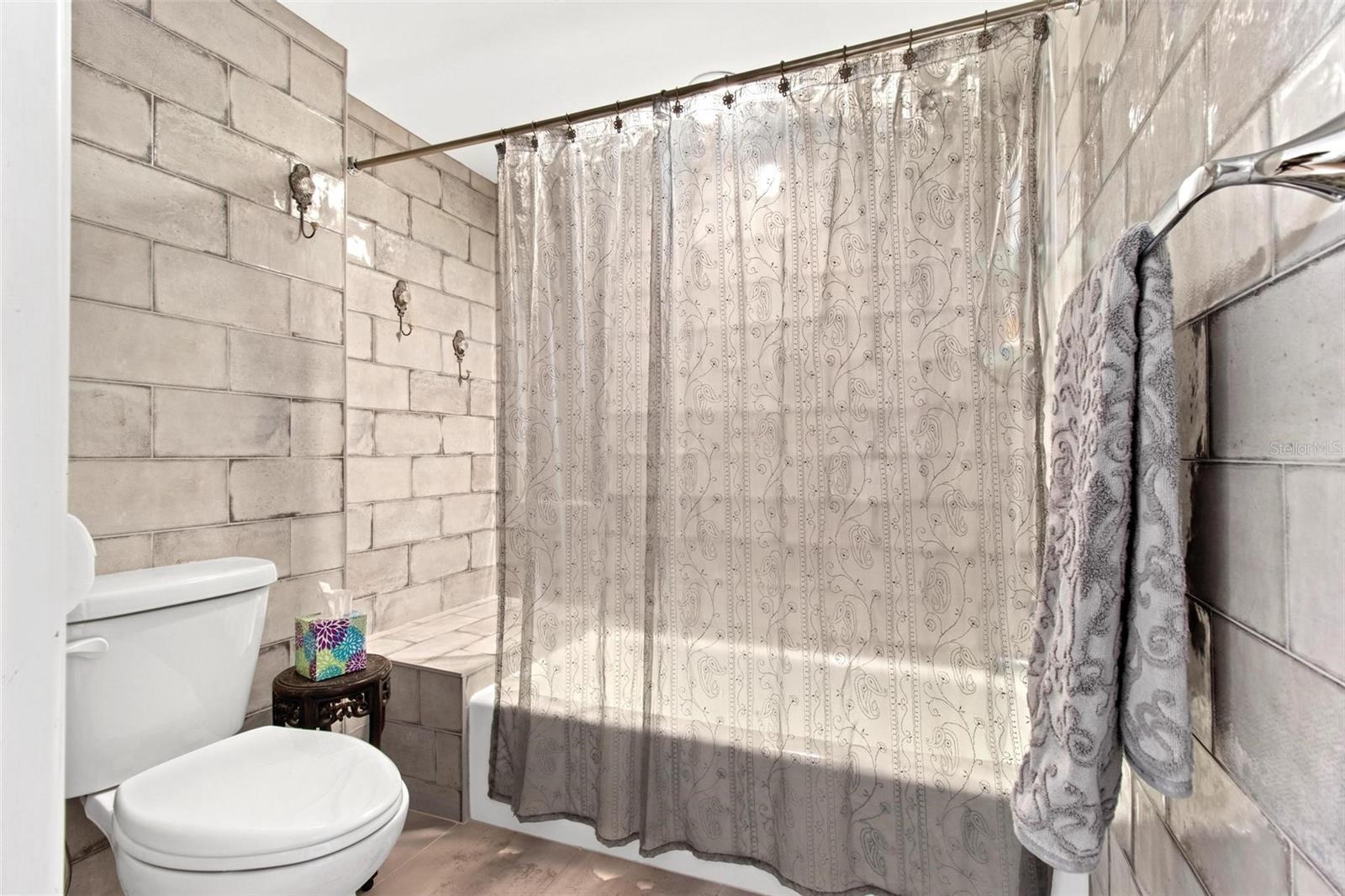 240 WINDWARD PSGE #602, CLEARWATER BEACH, FL, 33767