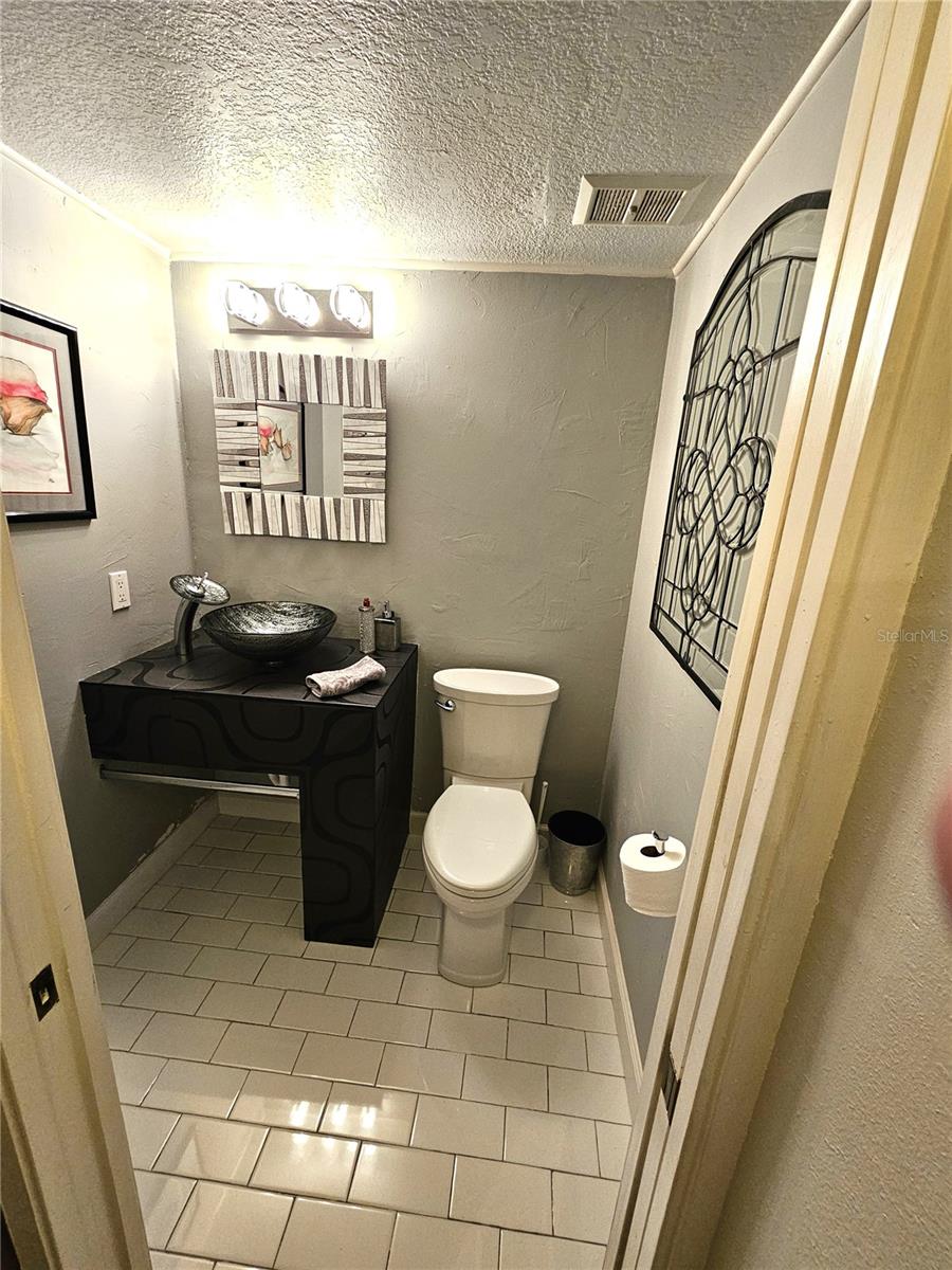 240 WINDWARD PSGE #602, CLEARWATER BEACH, FL, 33767