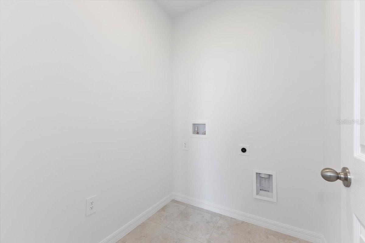 1361 CURRENT PL, HAINES CITY, FL, 33844