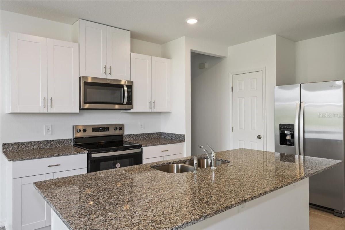 1357 CURRENT PL, HAINES CITY, FL, 33844