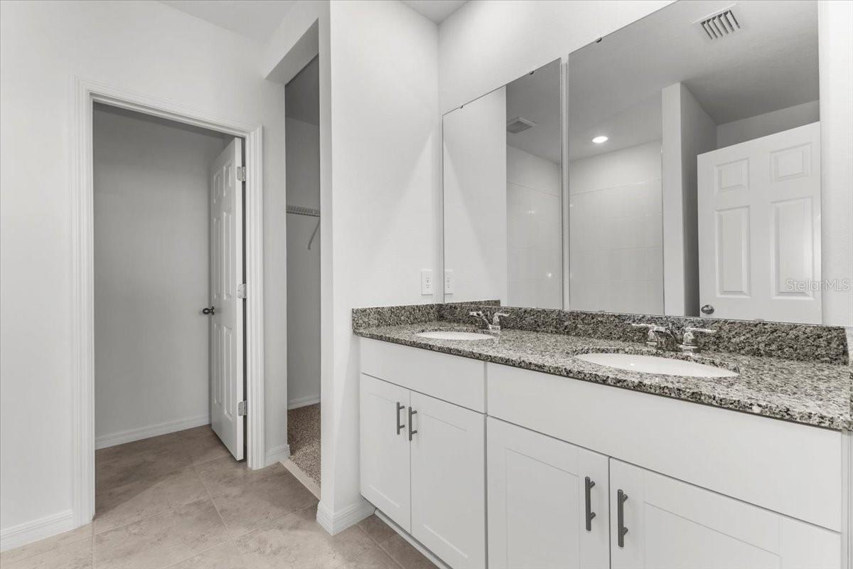 2470 LEEDS ST, HAINES CITY, FL, 33844