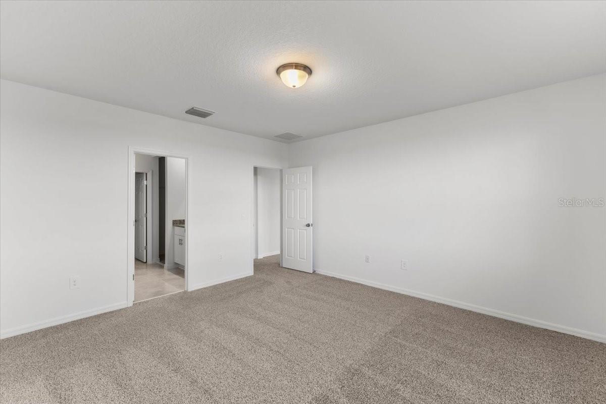 2470 LEEDS ST, HAINES CITY, FL, 33844