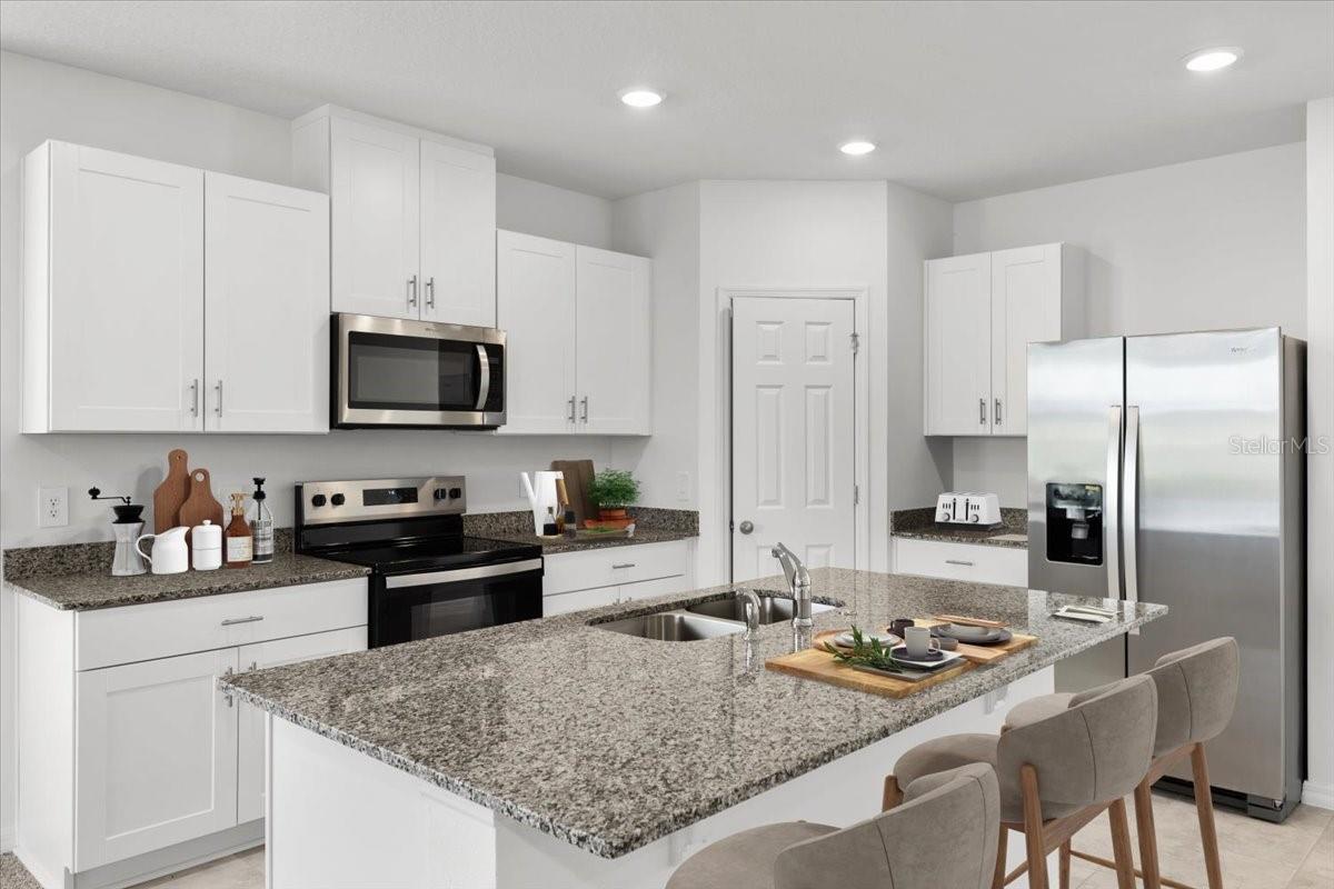 2466 LEEDS ST, HAINES CITY, FL, 33844