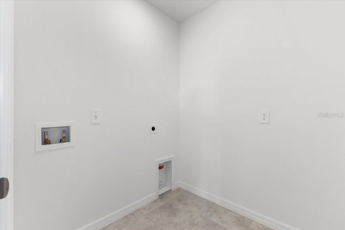 2466 LEEDS ST, HAINES CITY, FL, 33844