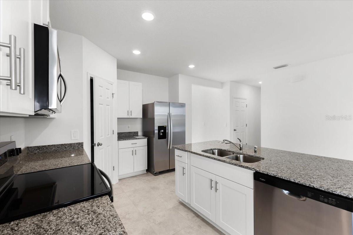2466 LEEDS ST, HAINES CITY, FL, 33844