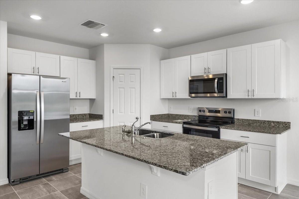 2486 LEEDS ST, HAINES CITY, FL, 33844