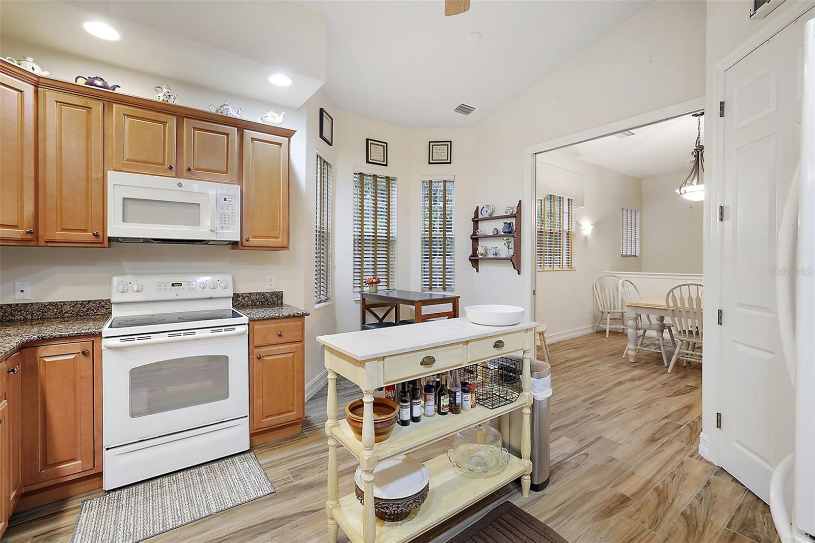 84 CAMINO REAL BLVD #84, HOWEY IN THE HILLS, FL, 34737