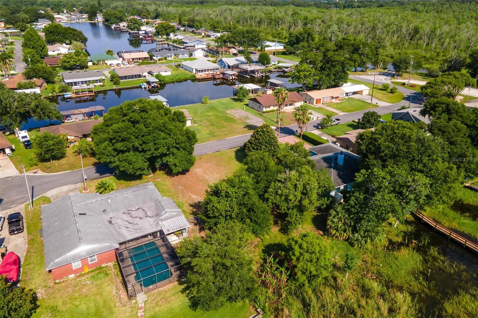COUNTRY CLUB DR, TAVARES, FL, 32778