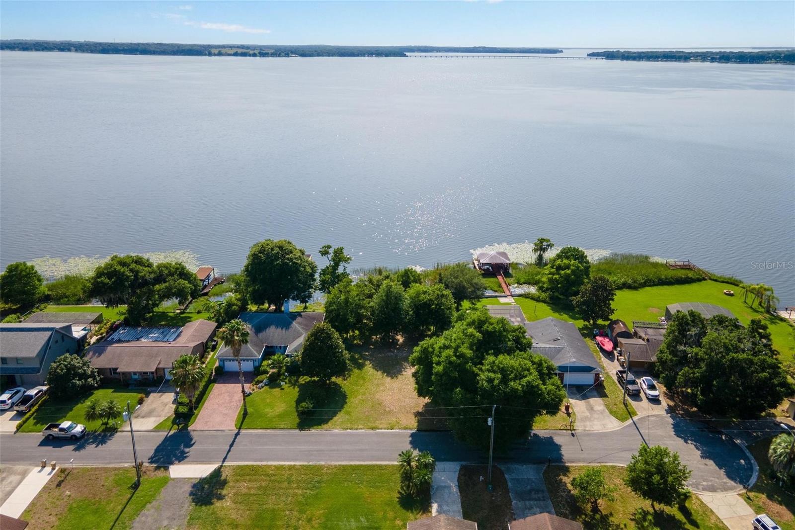 COUNTRY CLUB DR, TAVARES, FL, 32778