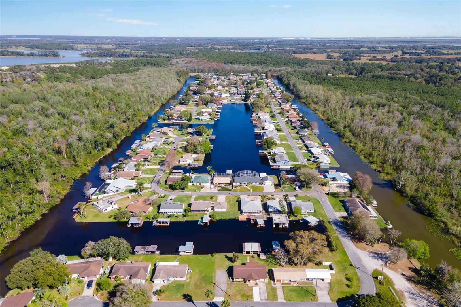 COUNTRY CLUB DR, TAVARES, FL, 32778