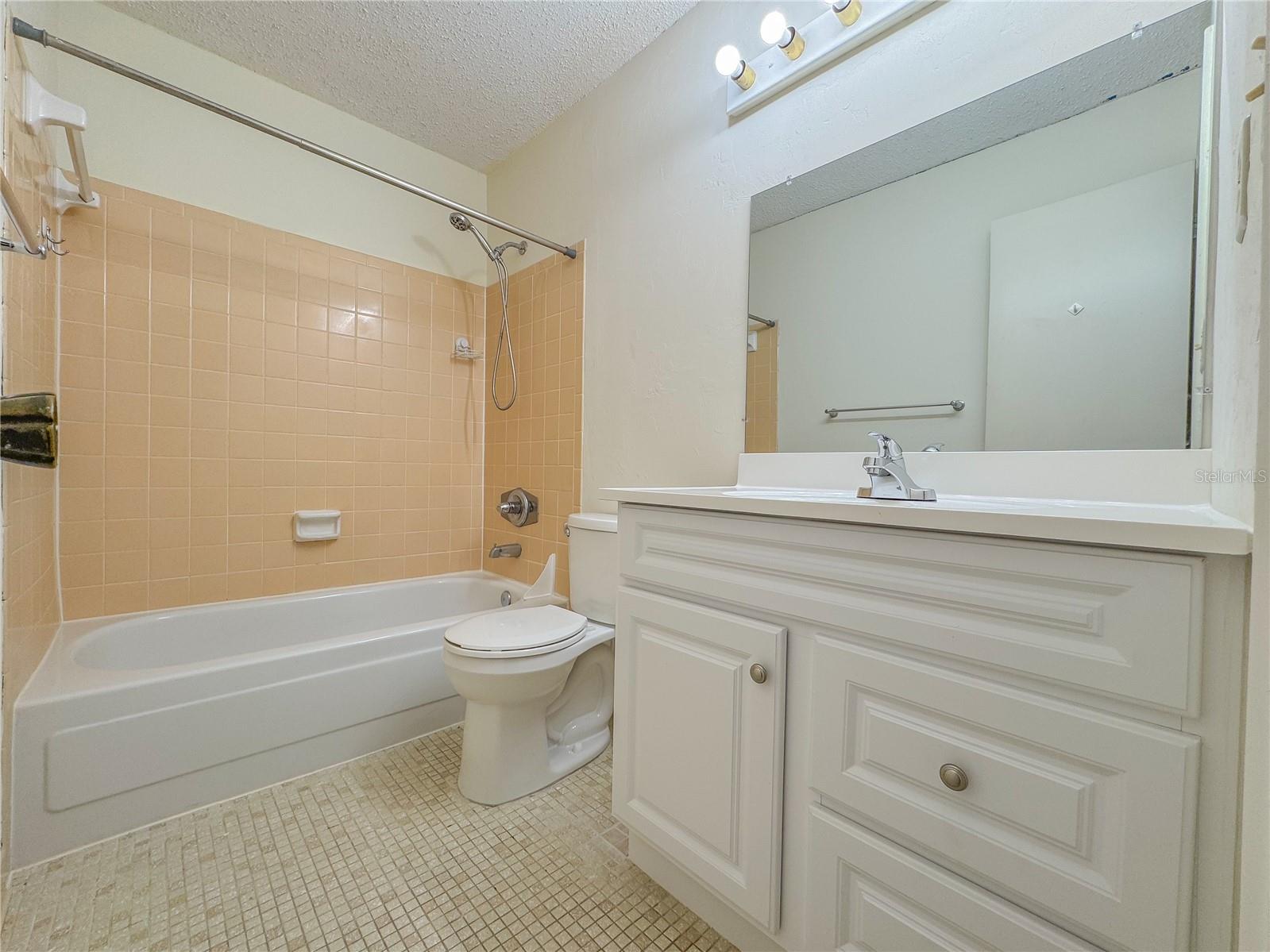 2710 SW 14TH DR, GAINESVILLE, FL, 32608