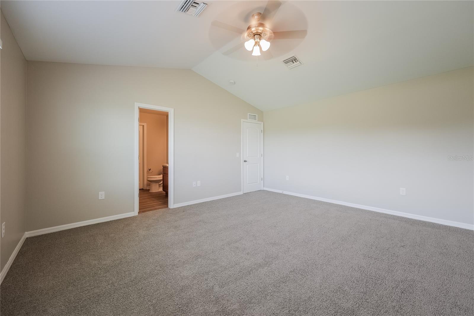 2739 NE 7TH AVE, CAPE CORAL, FL, 33909