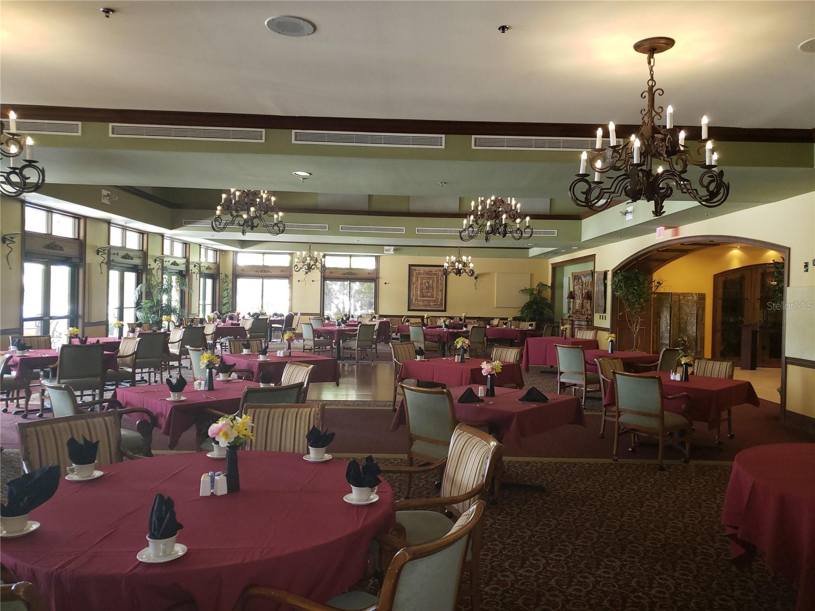 302 CRYSTAL DOWNS CT, SUN CITY CENTER, FL, 33573