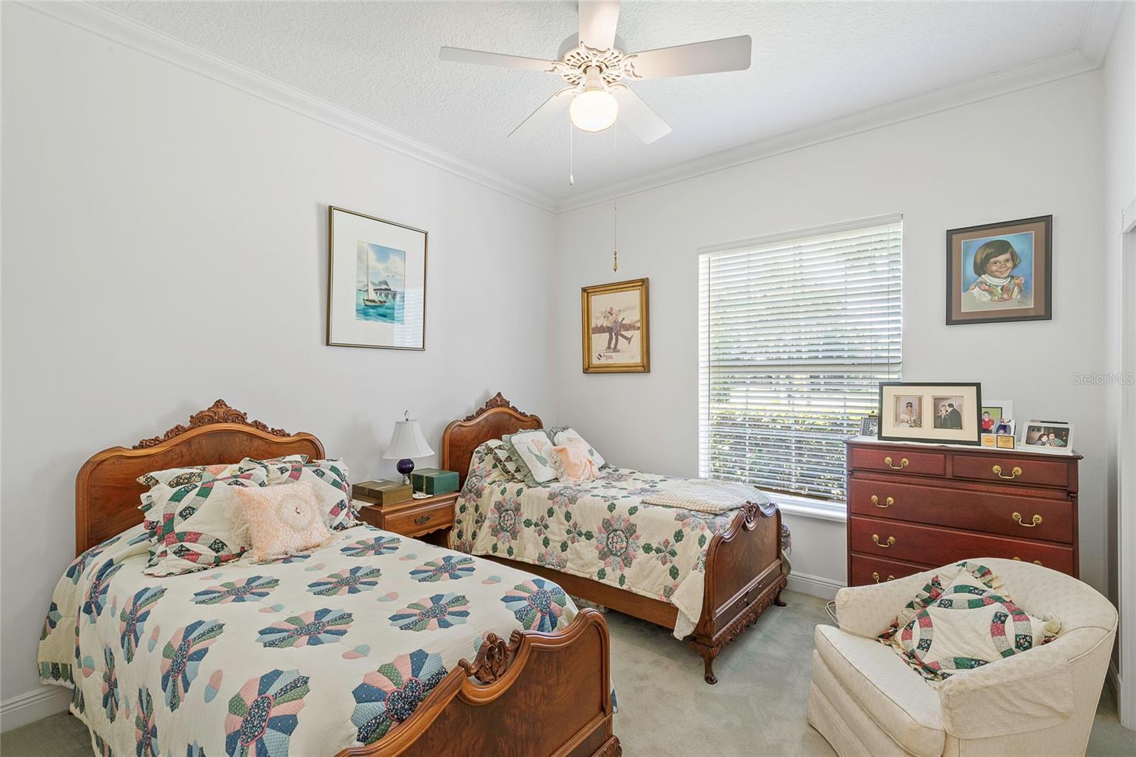 590 CRESCENT ST, UMATILLA, FL, 32784