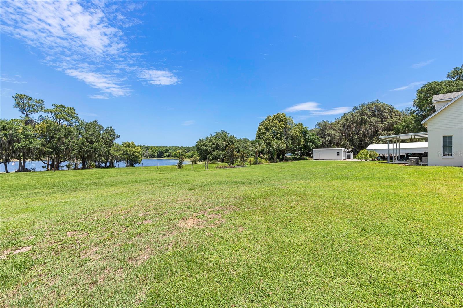 590 CRESCENT ST, UMATILLA, FL, 32784