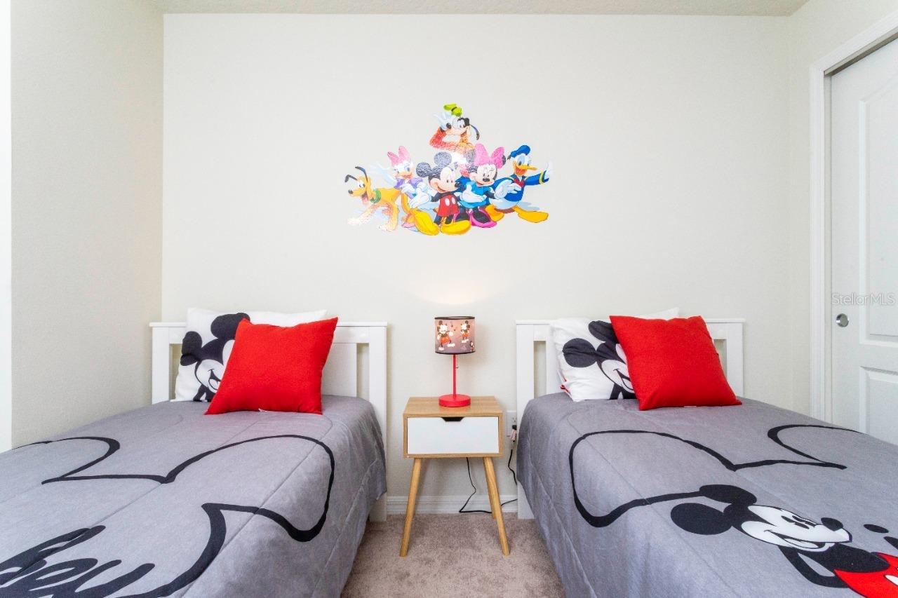 2429 DUBAI ST, KISSIMMEE, FL, 34747