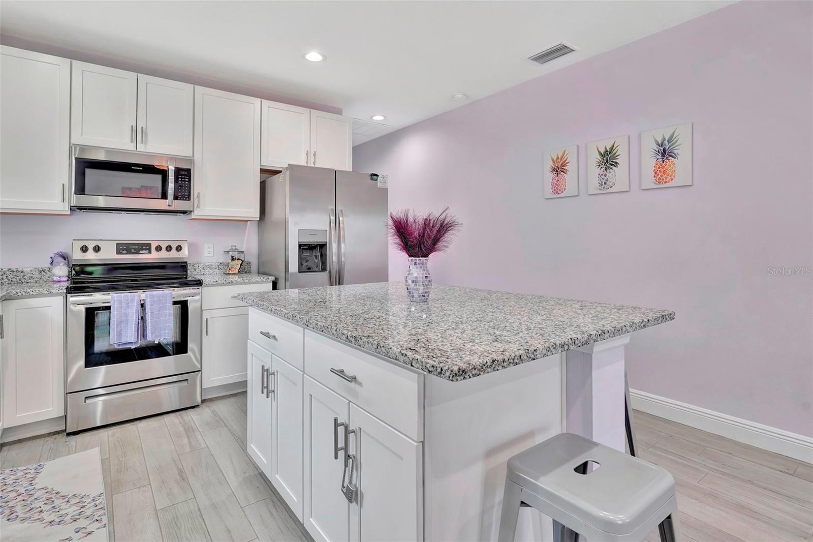 624 FITZHUGH AVE #111 & 112, PUNTA GORDA, FL, 33950