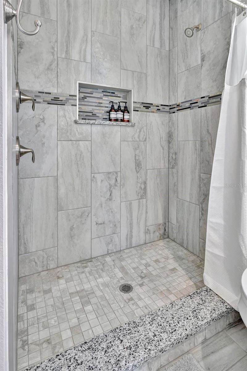 624 FITZHUGH AVE #111 & 112, PUNTA GORDA, FL, 33950
