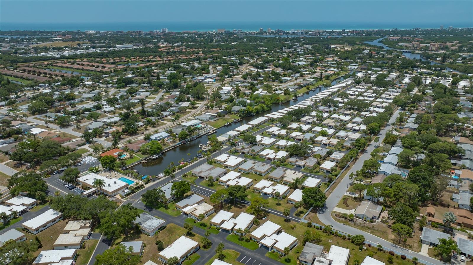 2016 RIVERBLUFF PKWY #V328, SARASOTA, FL, 34231