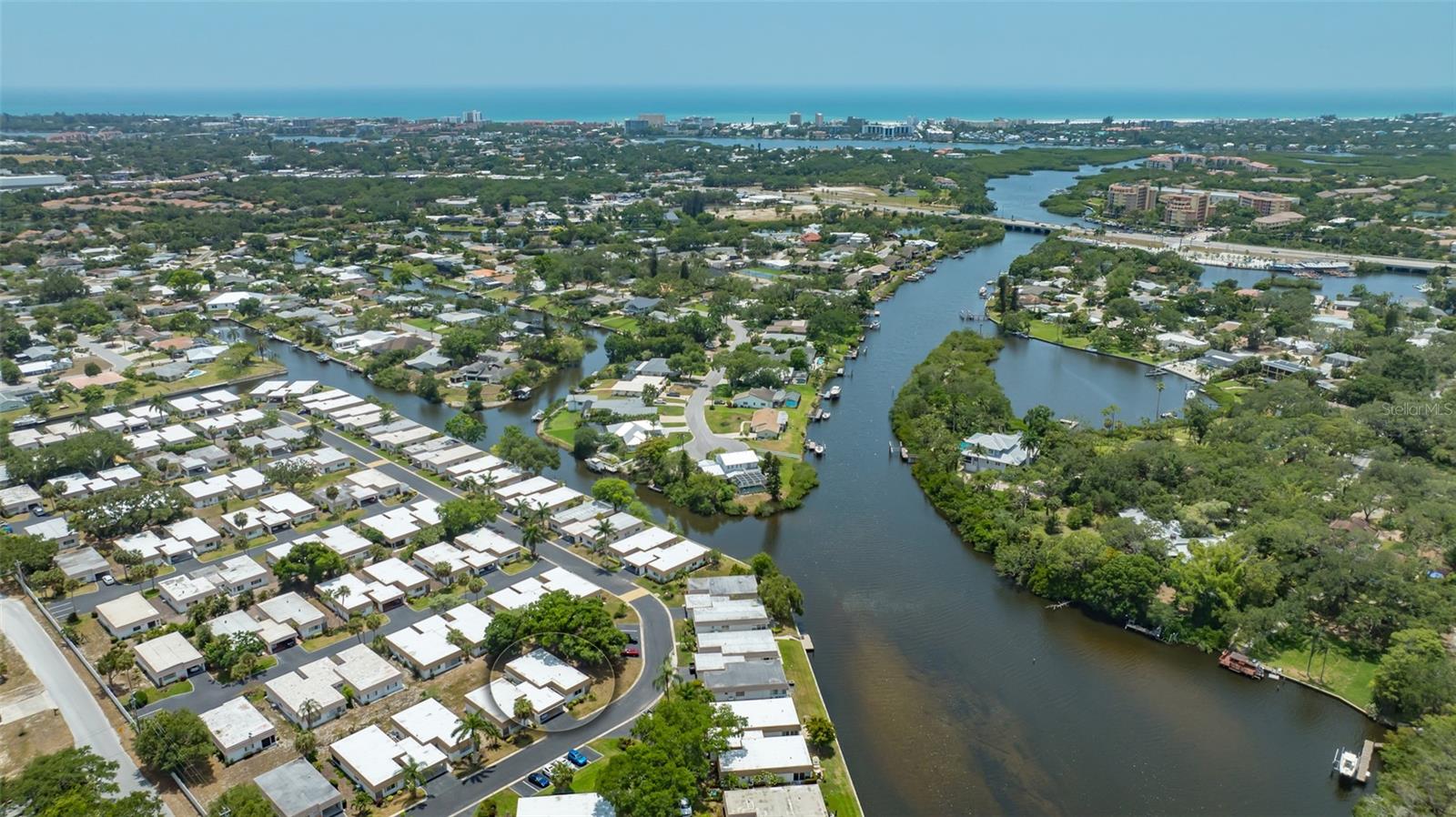 2016 RIVERBLUFF PKWY #V328, SARASOTA, FL, 34231
