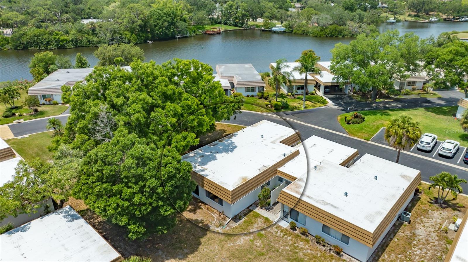 2016 RIVERBLUFF PKWY #V328, SARASOTA, FL, 34231