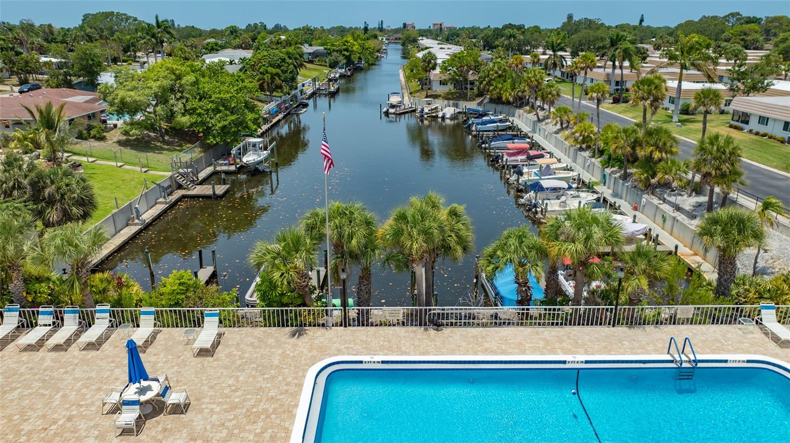 2016 RIVERBLUFF PKWY #V328, SARASOTA, FL, 34231