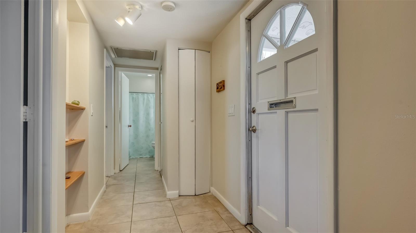 2016 RIVERBLUFF PKWY #V328, SARASOTA, FL, 34231