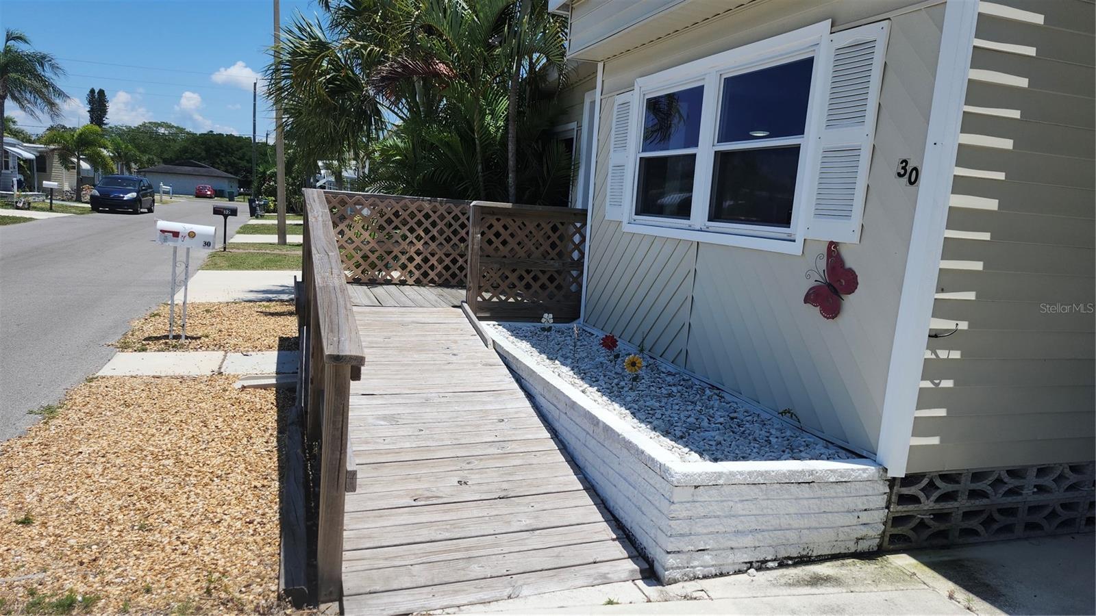 30 FLORES DR, PALMETTO, FL, 34221