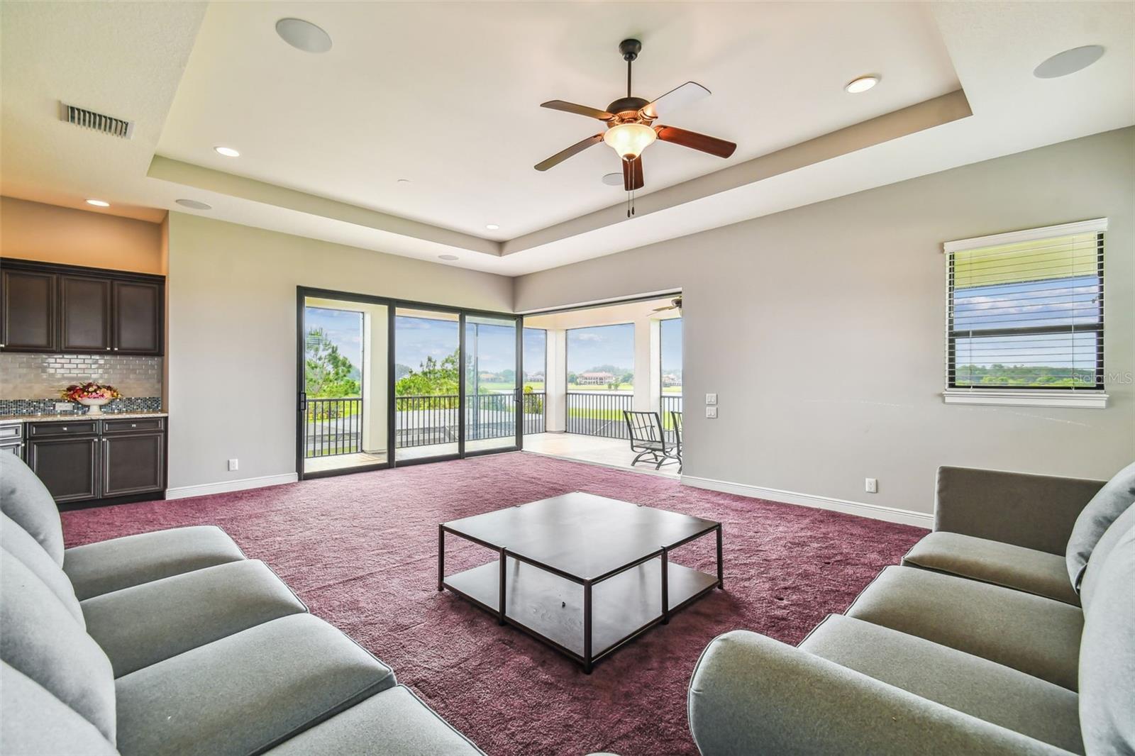 T3528010 Property Photo