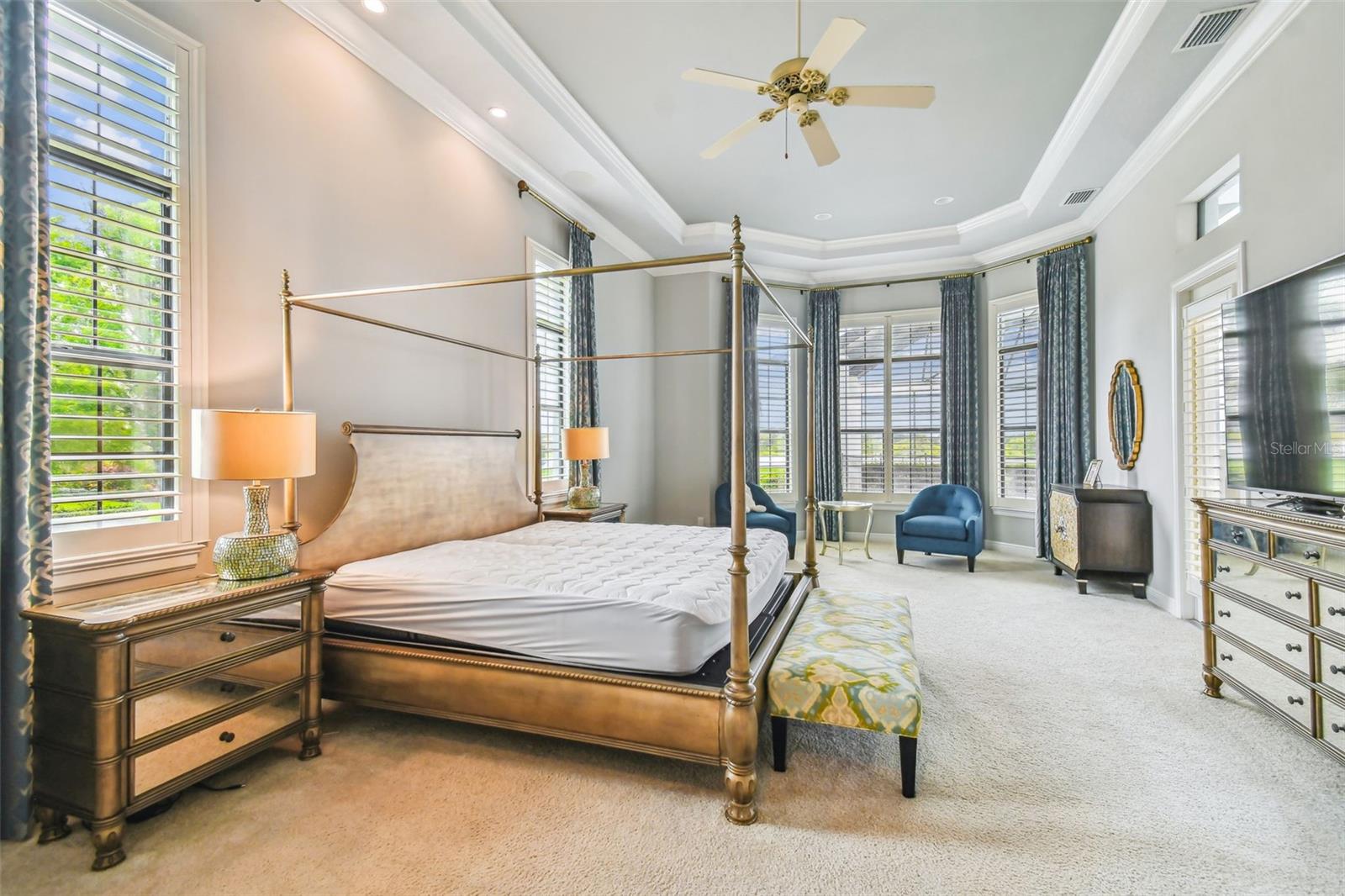 T3528010 Property Photo