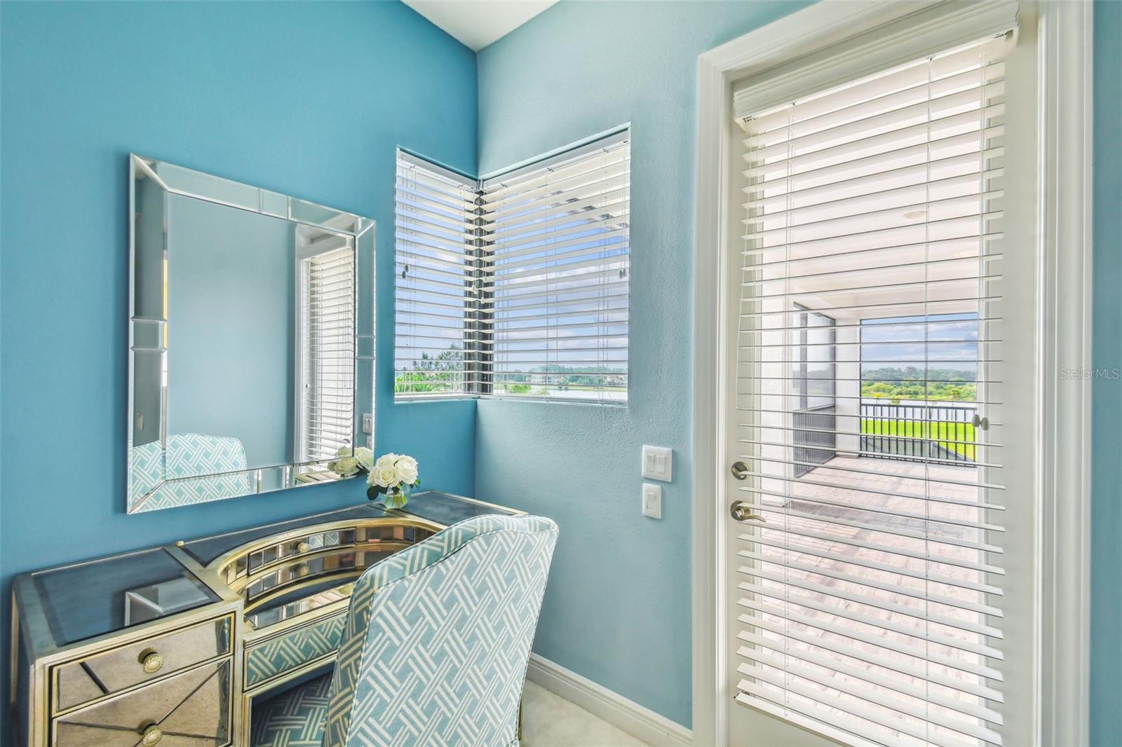 T3528010 Property Photo