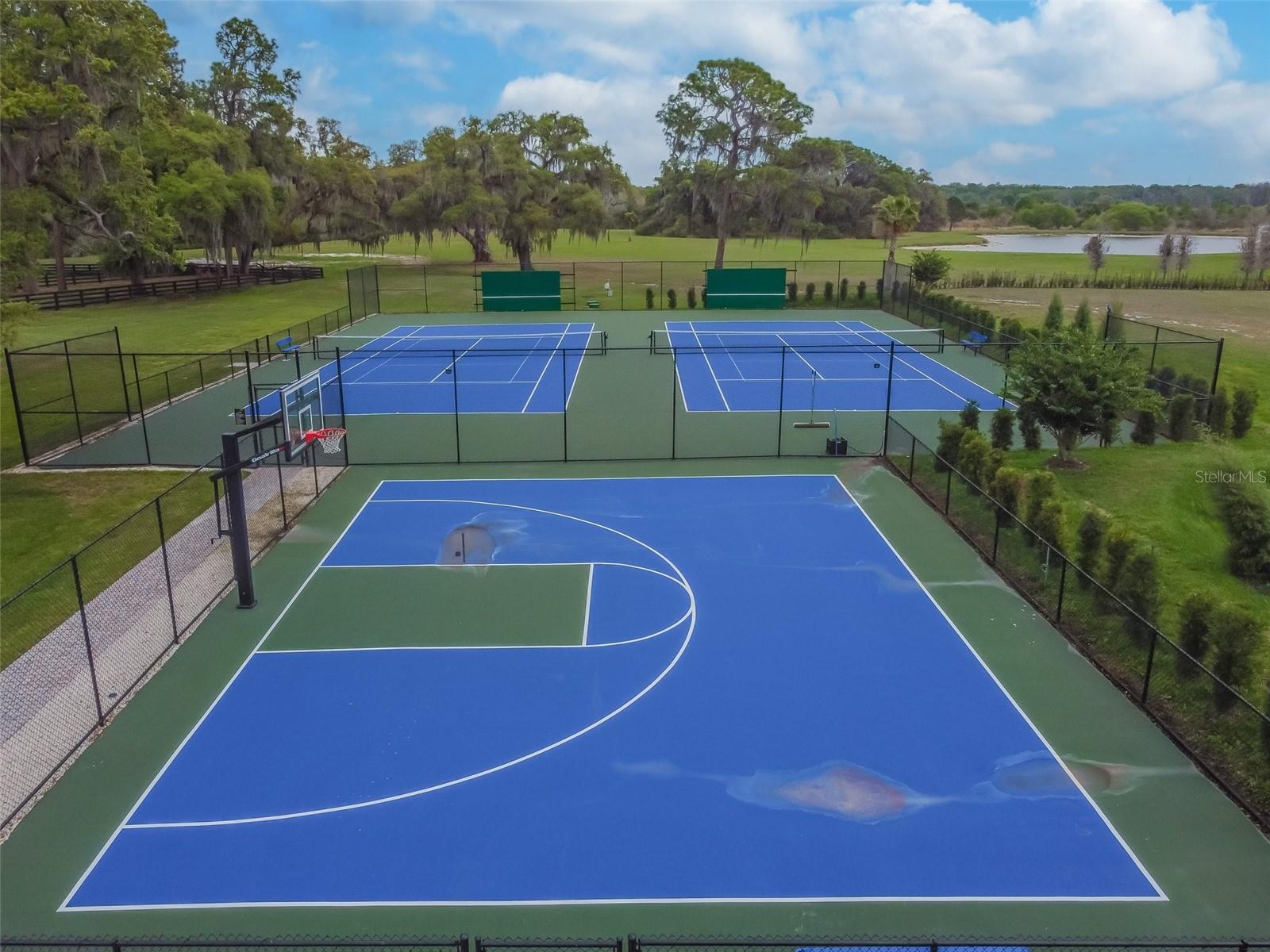 T3528010 Property Photo