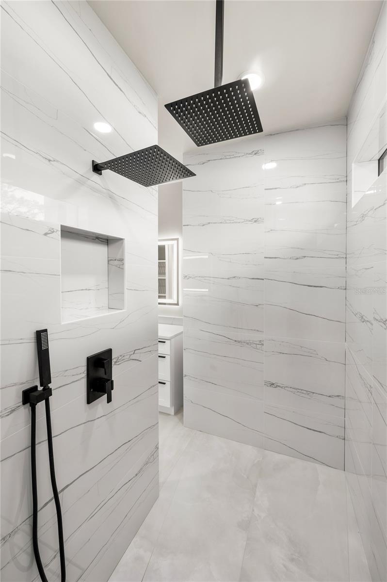 5823 KUMQUAT AVE, NORTH PORT, FL, 34291