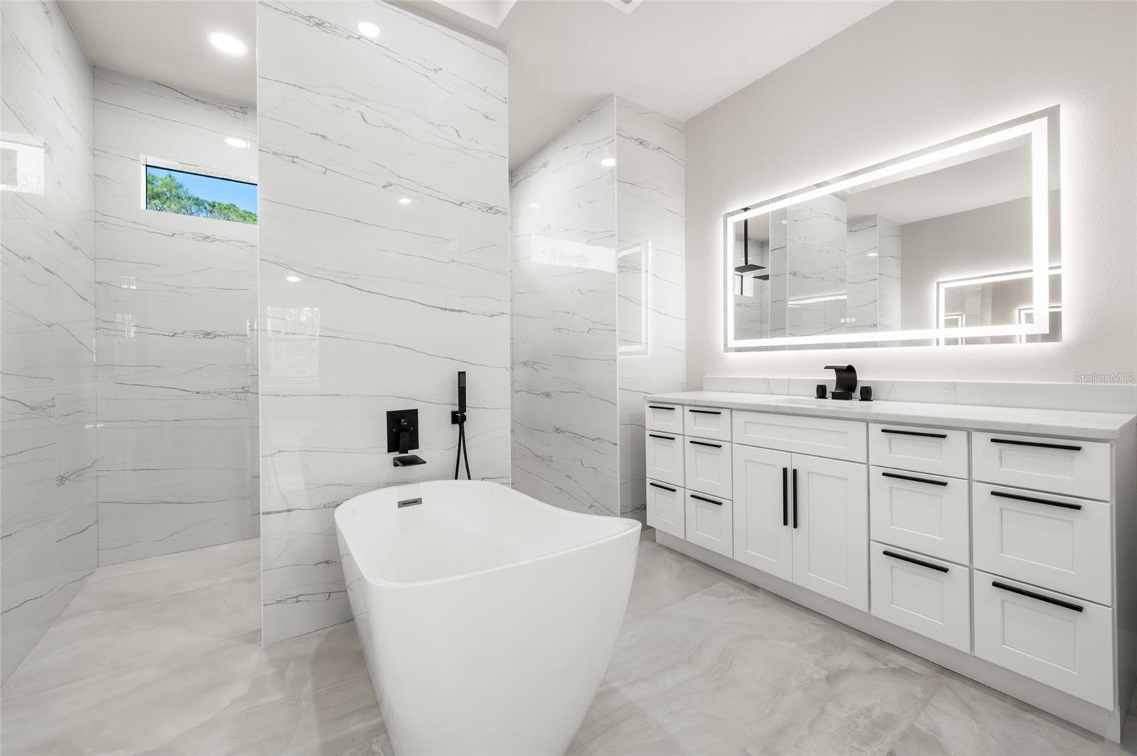 5823 KUMQUAT AVE, NORTH PORT, FL, 34291