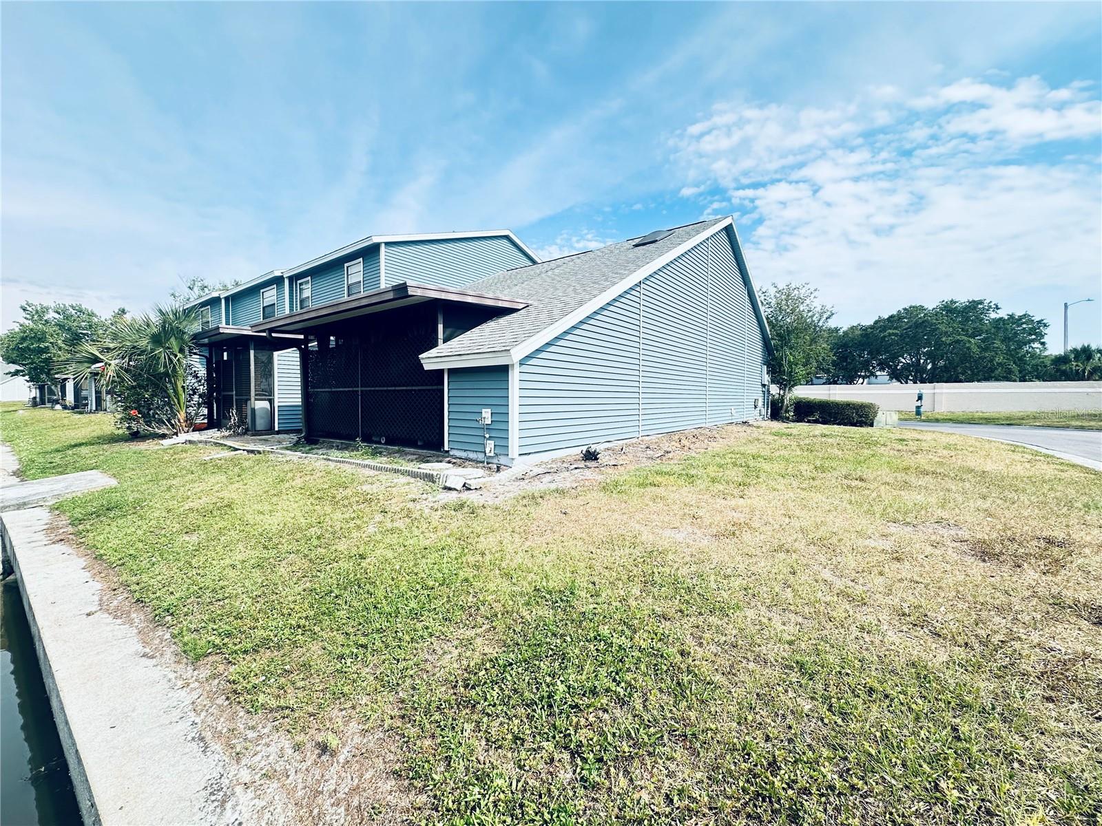 12534 CASTLE HILL DR, TAMPA, FL, 33624