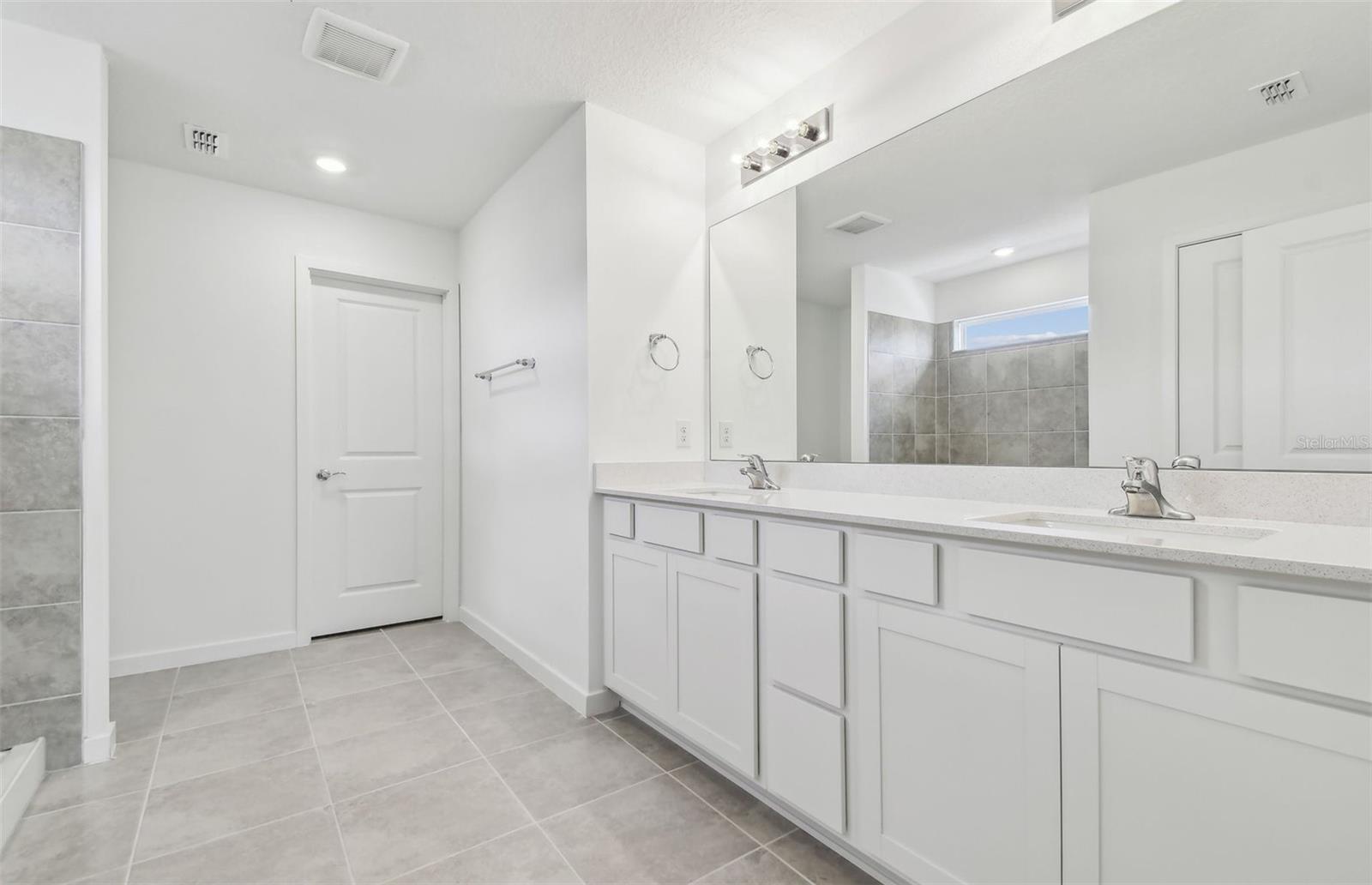 10615 HIDDEN BANKS GLN, PARRISH, FL, 34219