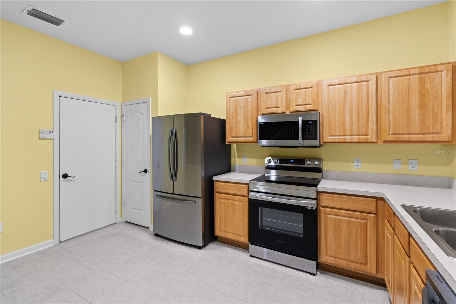 2619 REDFORD WAY, WESLEY CHAPEL, FL, 33544