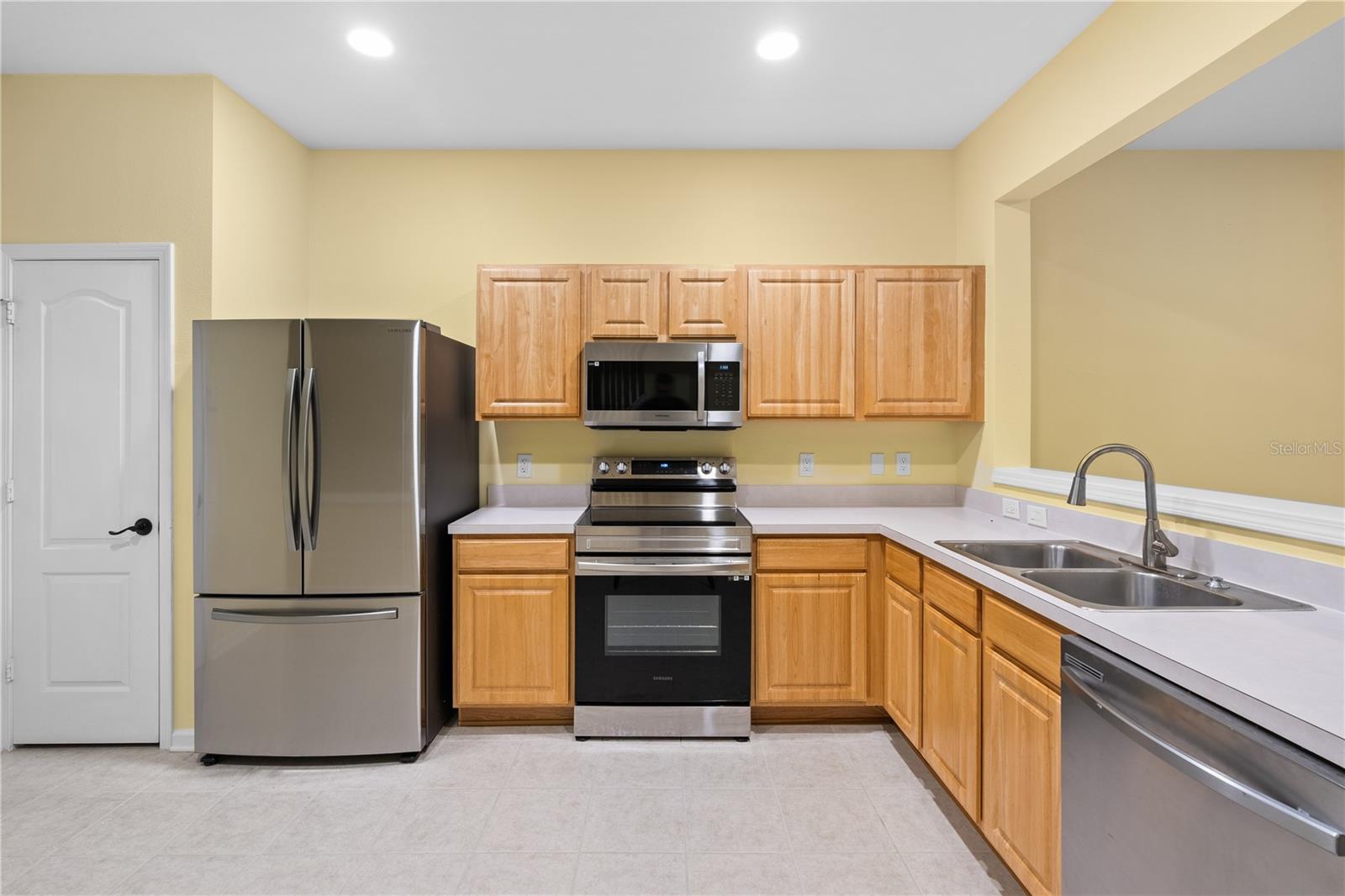 2619 REDFORD WAY, WESLEY CHAPEL, FL, 33544