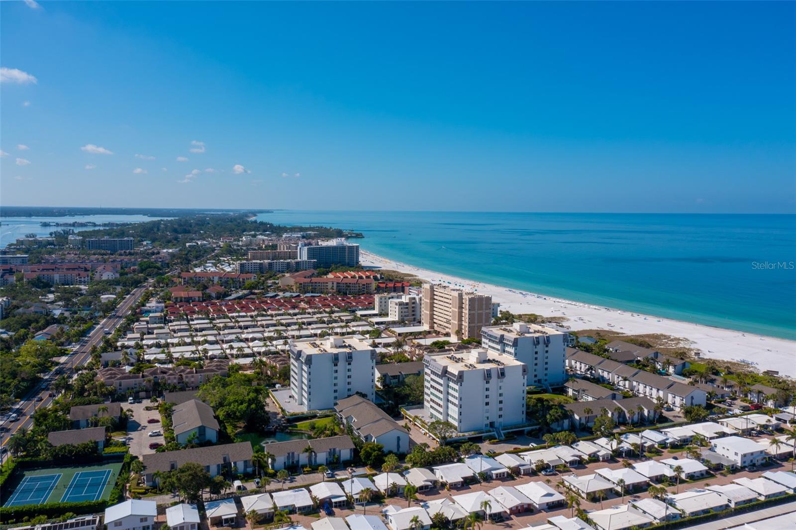 1150 WINDSONG LN #300, SARASOTA, FL, 34242