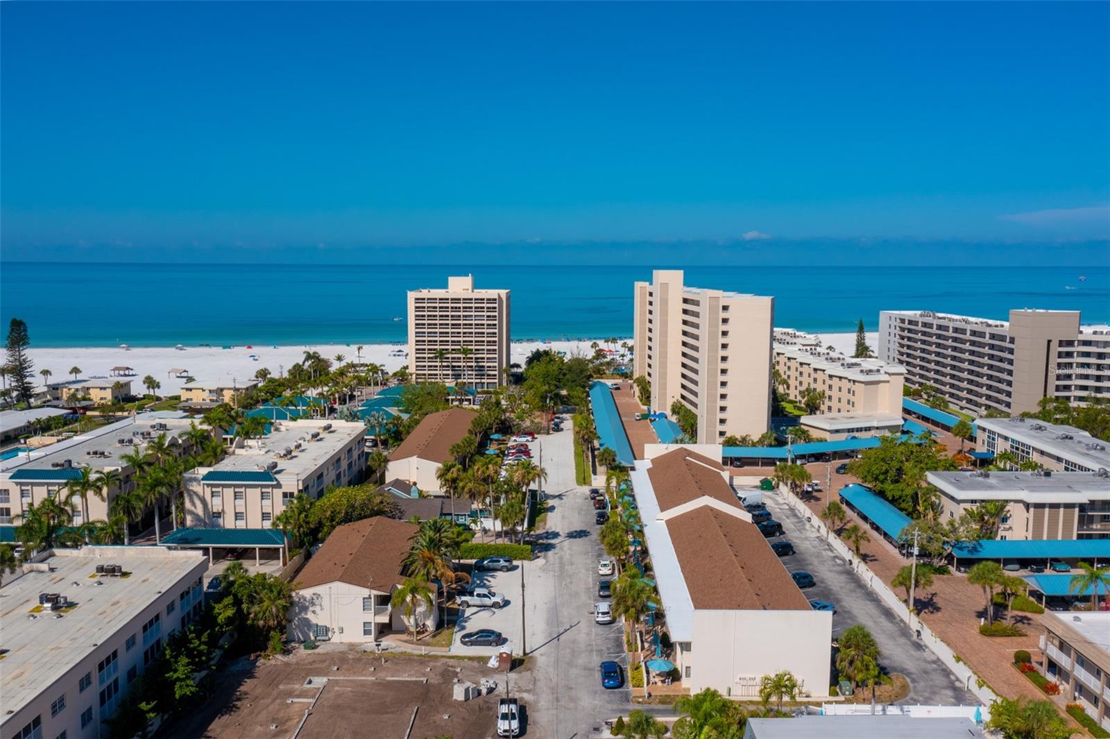 1150 WINDSONG LN #400, SARASOTA, FL, 34242