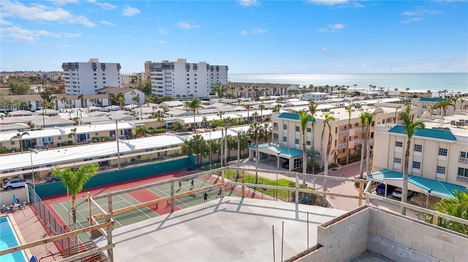 1150 WINDSONG LN #400, SARASOTA, FL, 34242