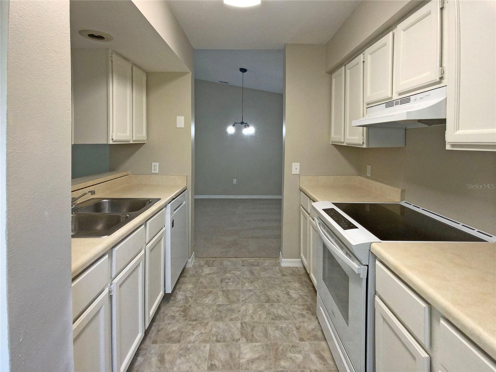 196 RIVERBEND DR #204, ALTAMONTE SPRINGS, FL, 32714